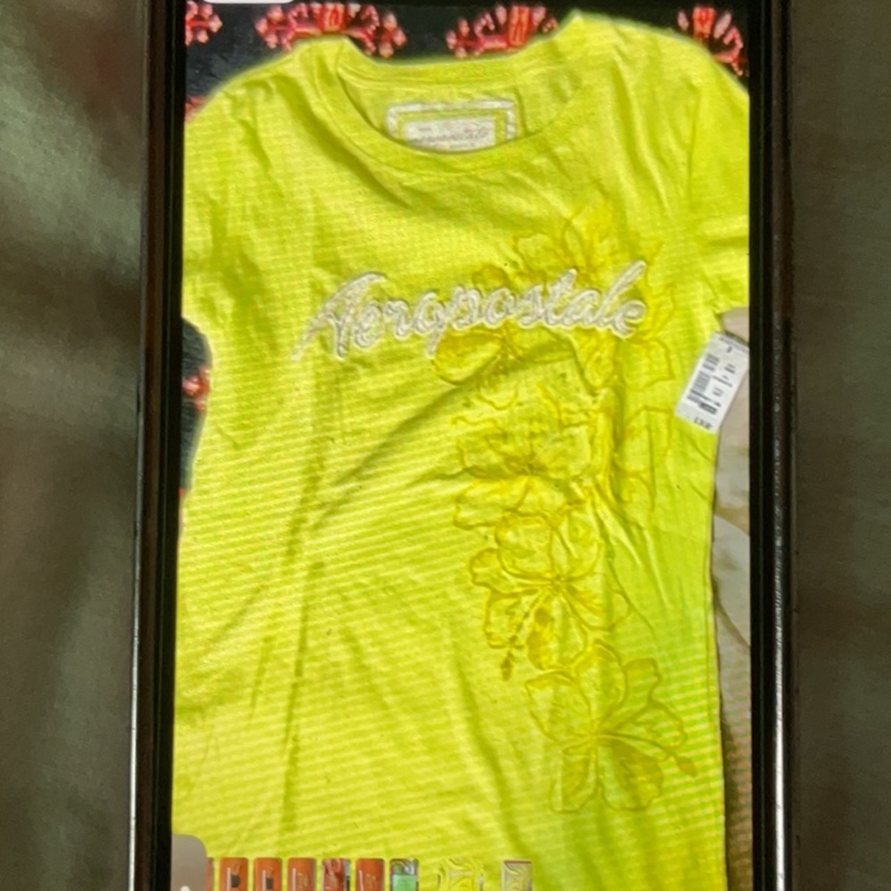 Aeropostole tee shirt NWT Small